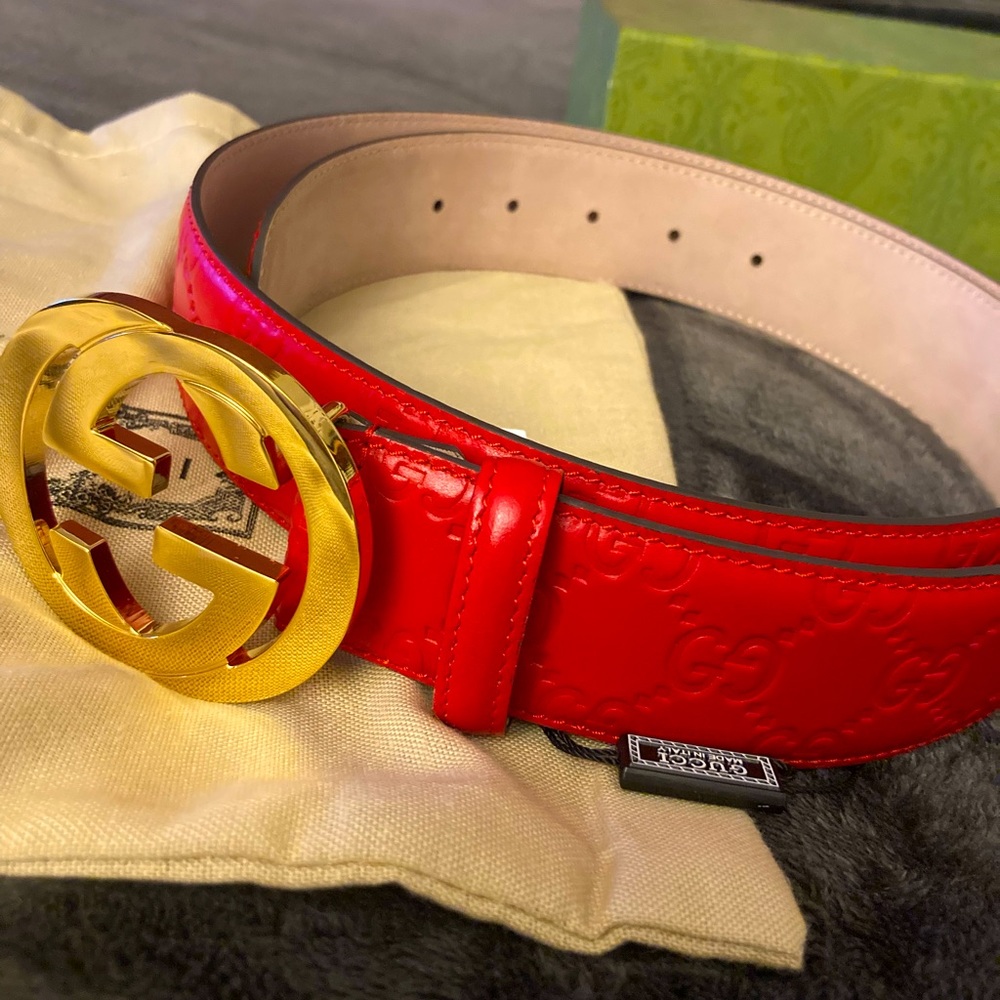 Authentic mens red & gold gucci belt